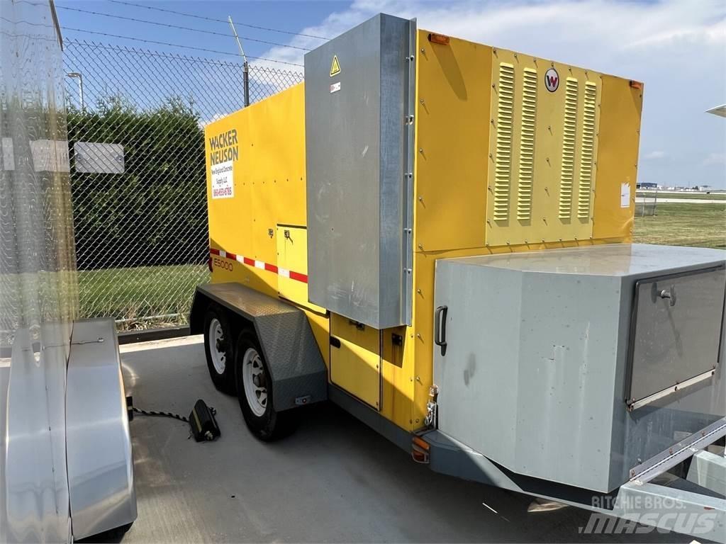 Wacker Neuson E5000 معدات التسخين والإذابة