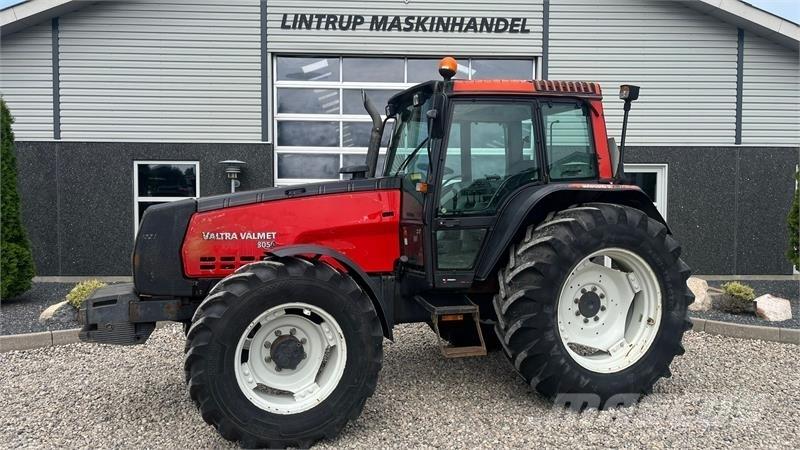 Valmet 8050 الجرارات