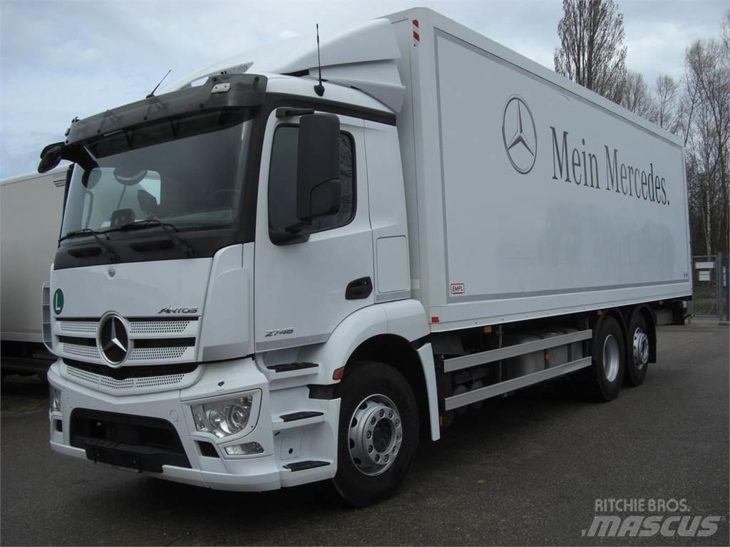 Mercedes-Benz 1222 ATEGO شاحنات مسطحة/مفصلية الجوانب