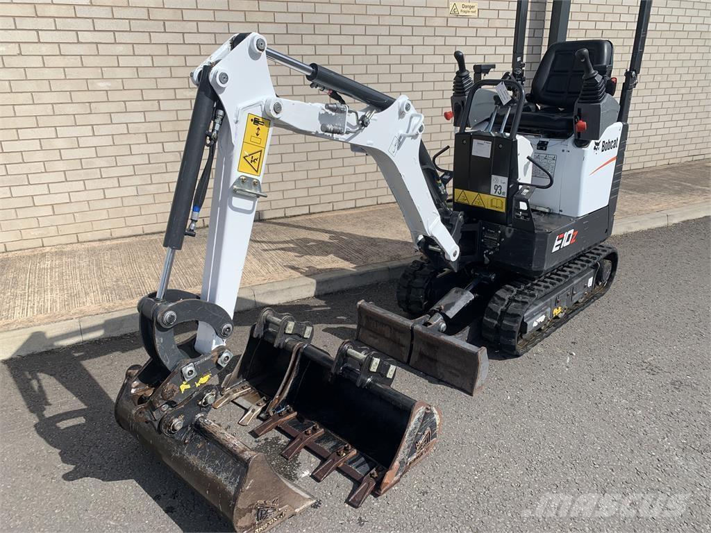Bobcat E10z حفارات زحافة