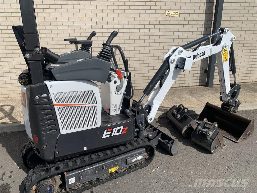 Bobcat E10z حفارات زحافة
