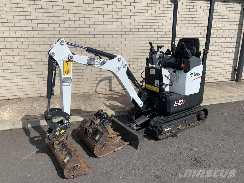 Bobcat E10z حفارات زحافة