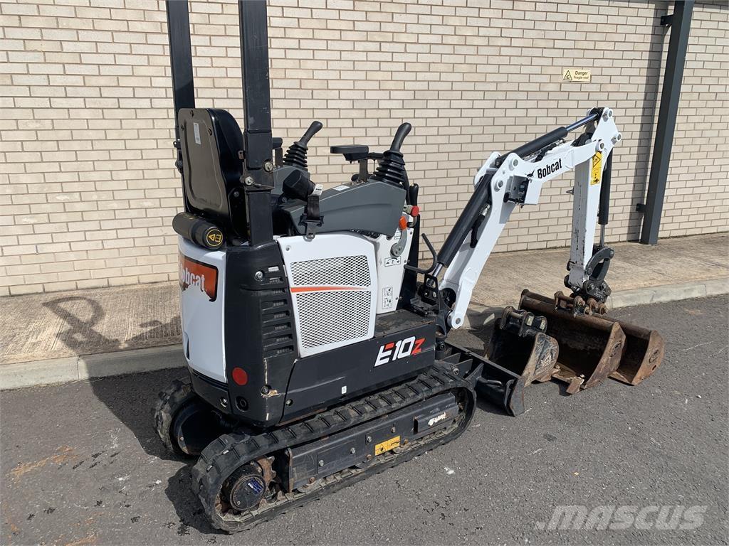 Bobcat E10z حفارات زحافة