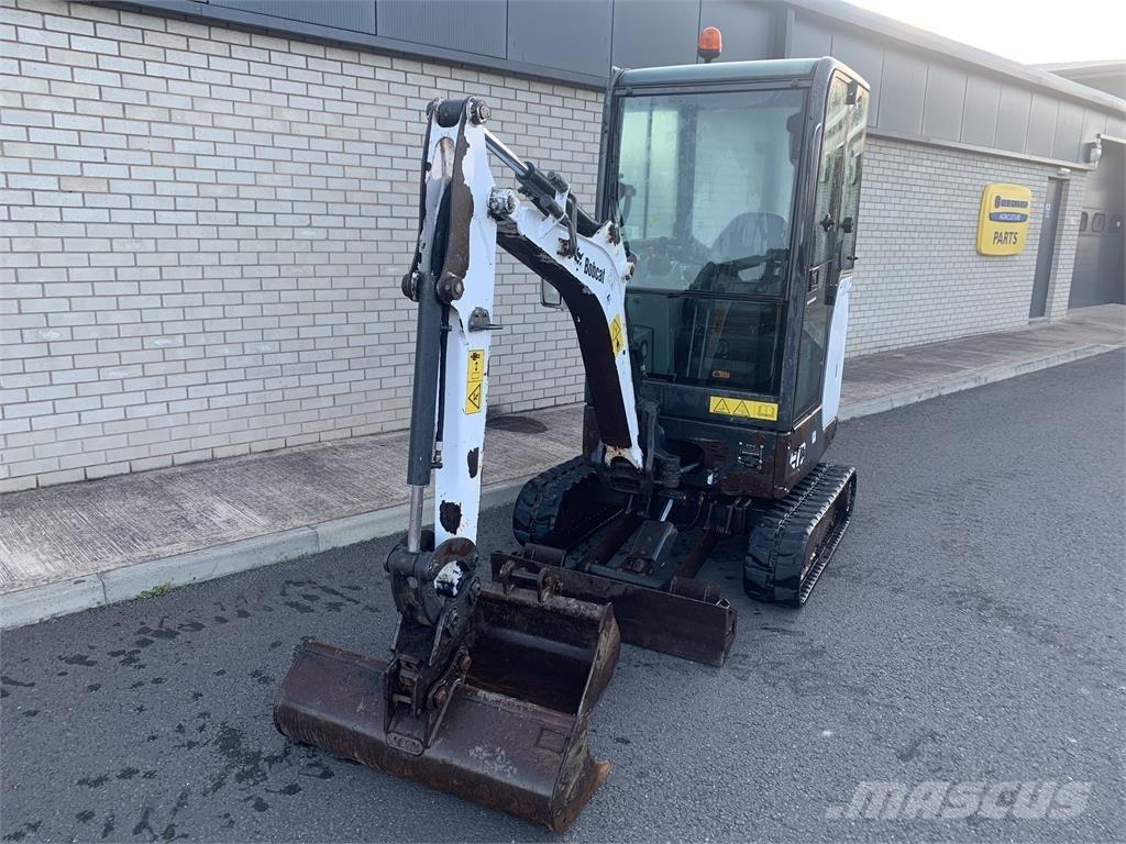 Bobcat E17 حفارات زحافة
