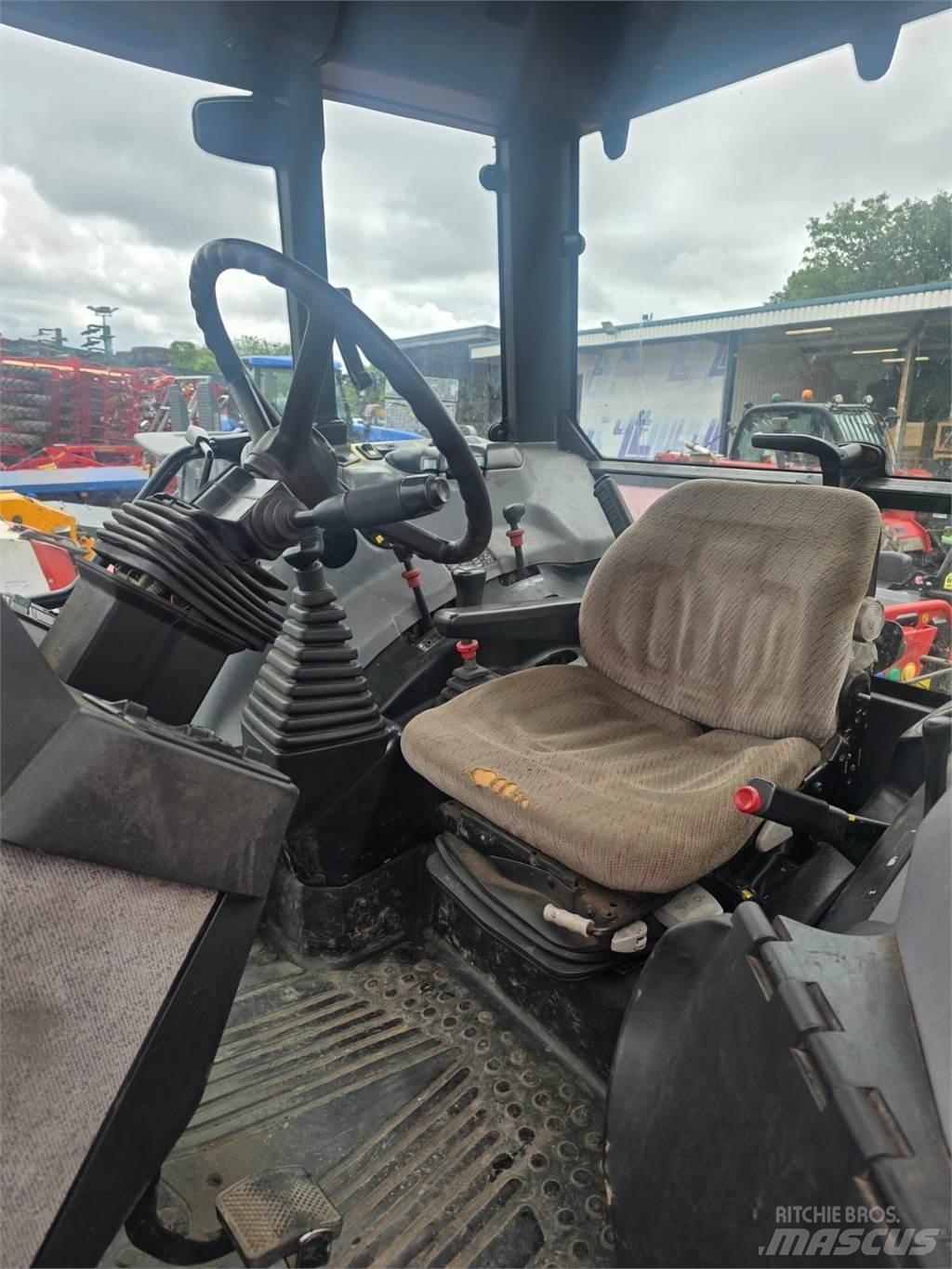 Case IH CS150 الجرارات