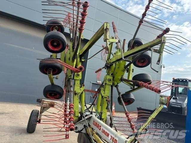 CLAAS Liner 780 مكابس وميبسات التبن