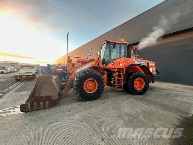 Develon DL350-5 لوادر بعجل