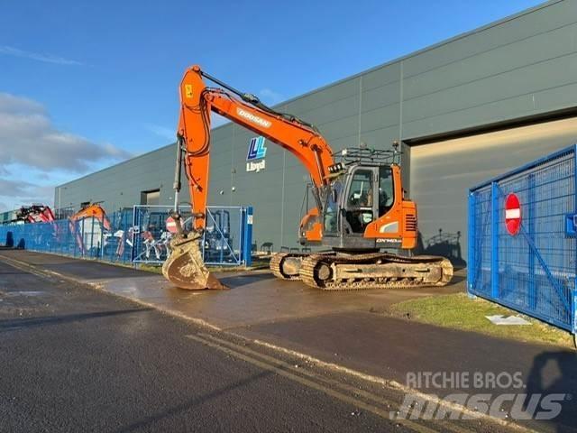 Develon Dx140lcr-5 حفارات زحافة
