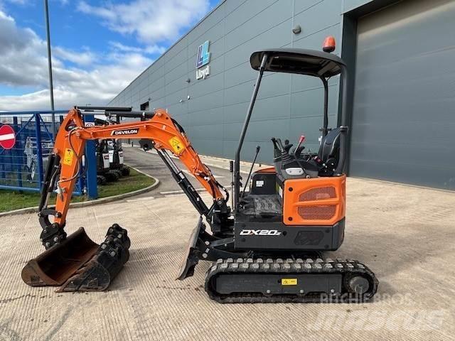 Develon DX20z-7 حفارات زحافة
