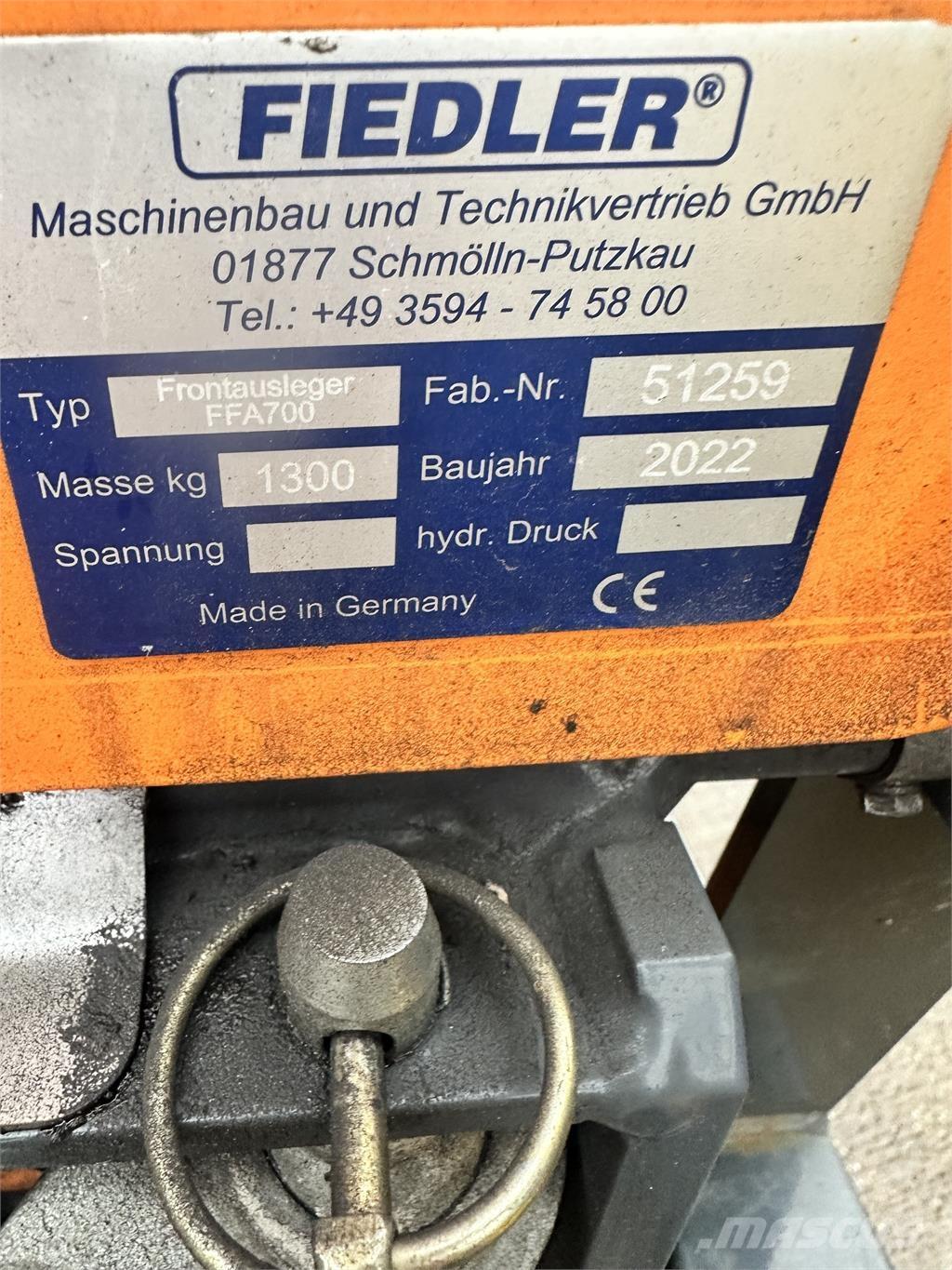 Fiedler FFA700 ناقلات الأدوات