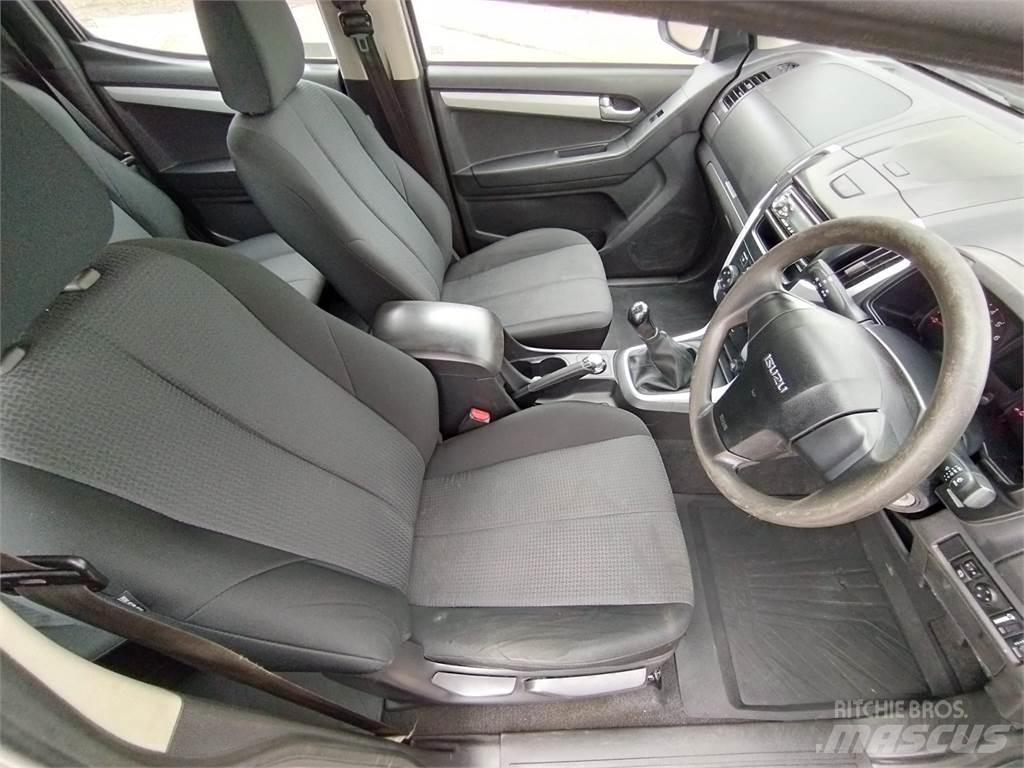 Isuzu D-Max Eiger شاحنات خفيفة/مفصلية الجوانب