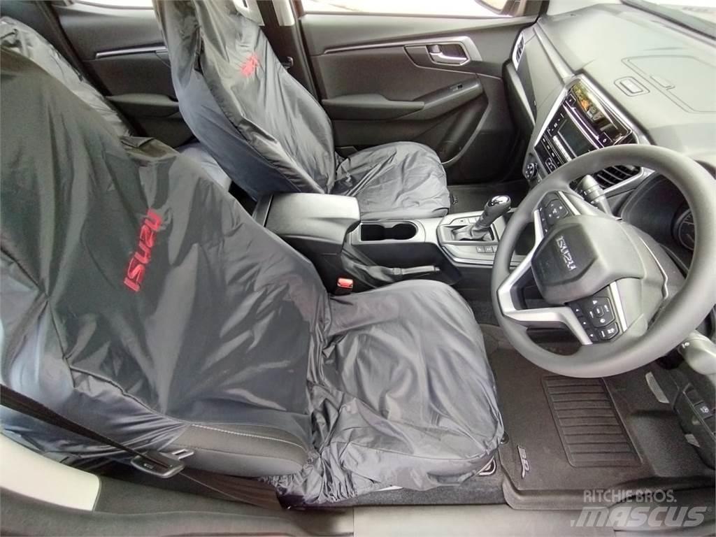 Isuzu DL20 شاحنات خفيفة/مفصلية الجوانب