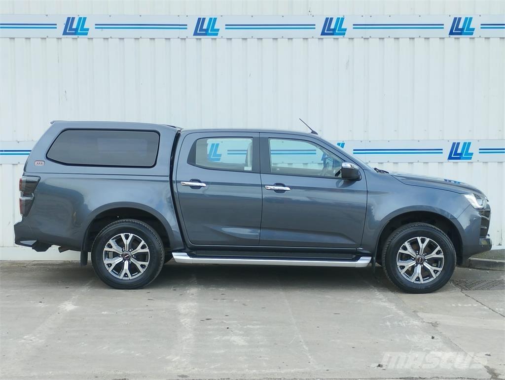 Isuzu DL40 شاحنات خفيفة/مفصلية الجوانب