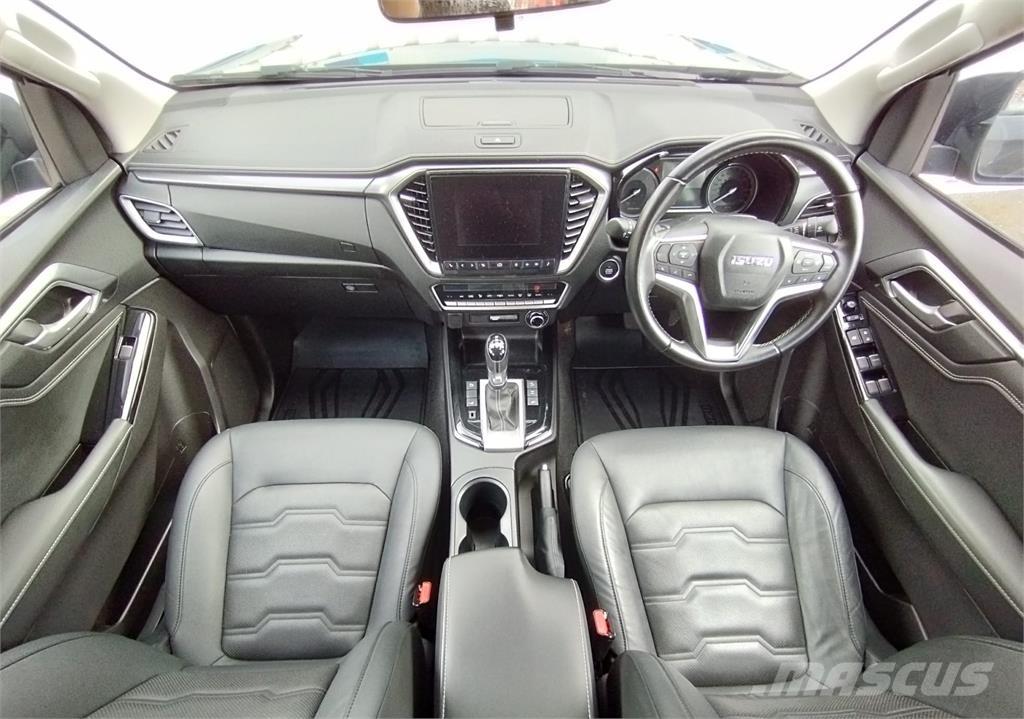 Isuzu DL40 شاحنات خفيفة/مفصلية الجوانب