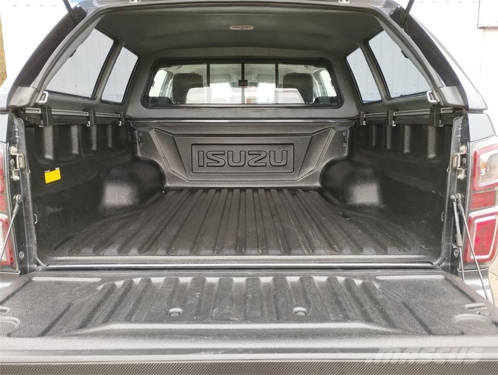 Isuzu DL40 شاحنات خفيفة/مفصلية الجوانب