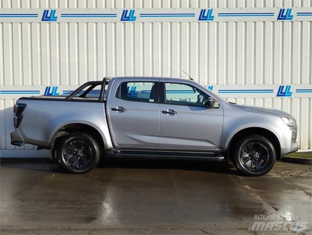 Isuzu V-Cross أخرى