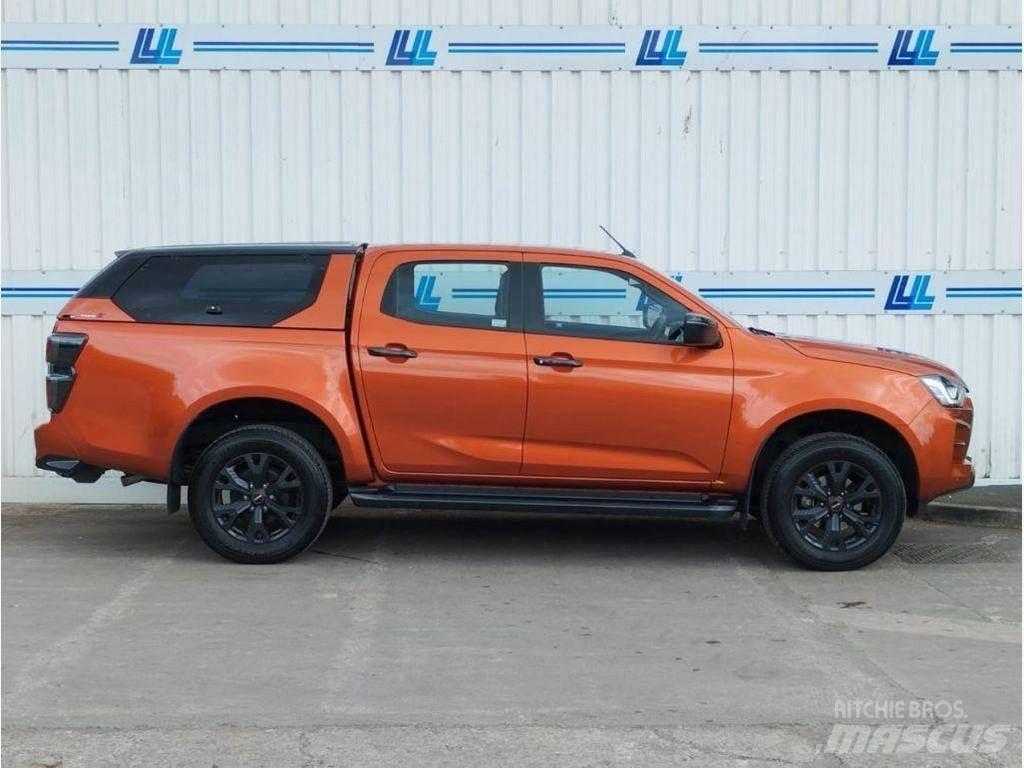 Isuzu V-Cross شاحنات خفيفة/مفصلية الجوانب