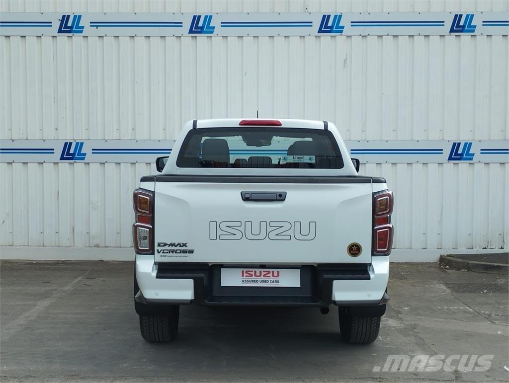 Isuzu V-Cross شاحنات خفيفة/مفصلية الجوانب