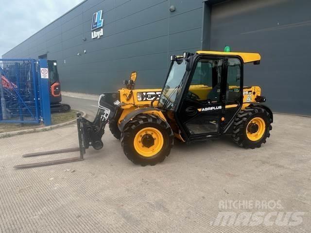 JCB 525-60 Agri-Plus مناولات متداخلة