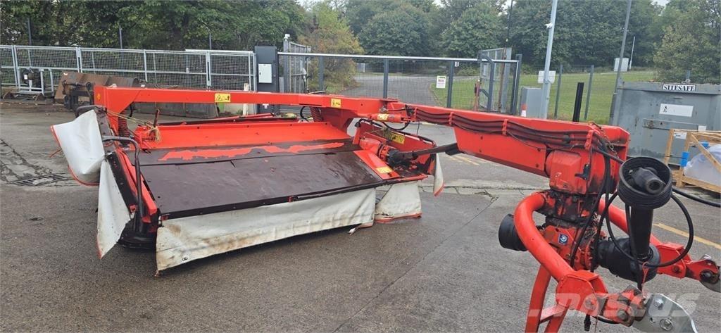 Kuhn FC 302 G جزازات