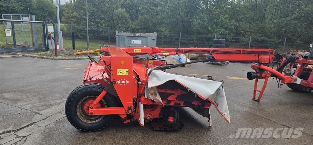 Kuhn FC 302 G جزازات