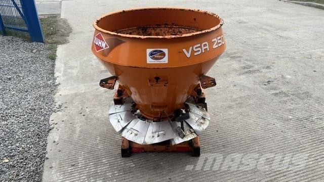 Kuhn Spreader معدات فرد المواد المعدنية