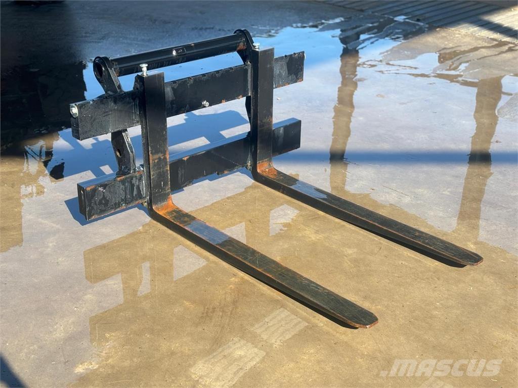 Manitou Pallet Forks شوكات