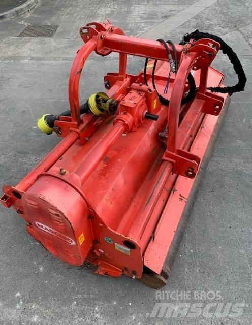 Maschio  جزازات