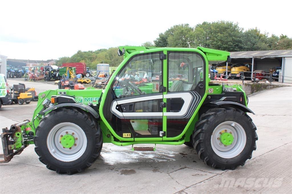 Merlo TF33.7 115 مناولات متداخلة