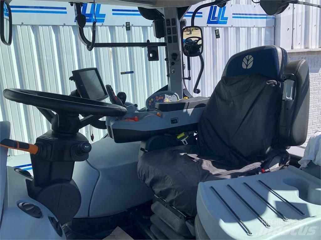 New Holland T7.245 الجرارات