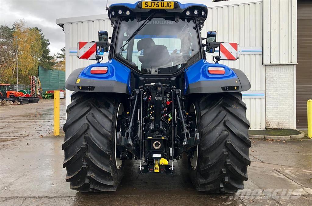 New Holland T7.245 الجرارات