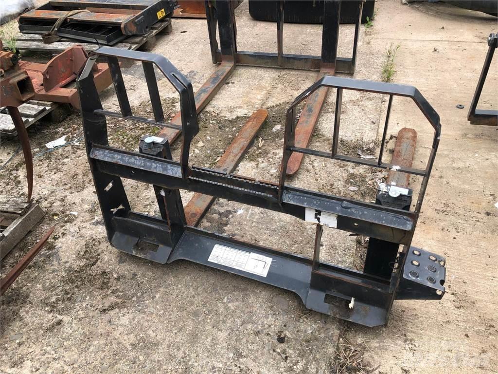  Pallet Forks لوادر انزلاقية التوجيه