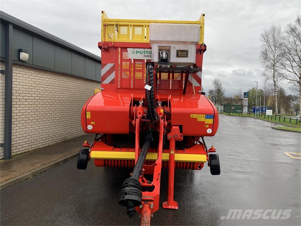 Pöttinger Europrofi عربات الأعلاف