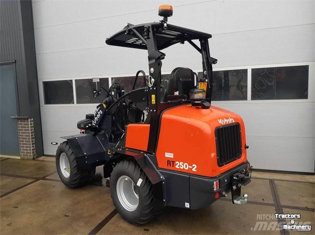 Kubota RT250-2 Shovel أخرى