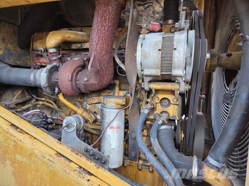 CAT 950F-2 لوادر بعجل