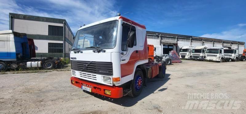 Volvo FL7 وحدات الجر