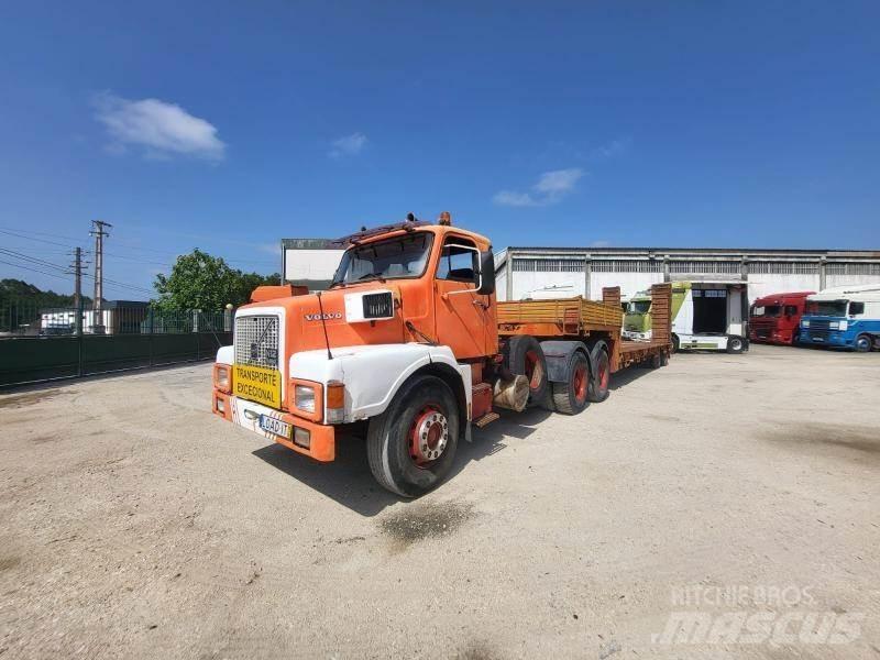 Volvo N12 شاحنات مسطحة/مفصلية الجوانب
