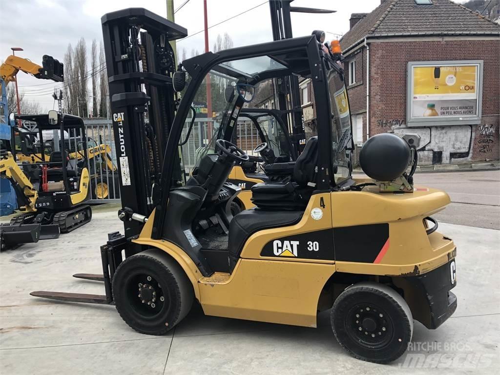 CAT GP30N شاحنات ذات رافعات شوكية - أخرى