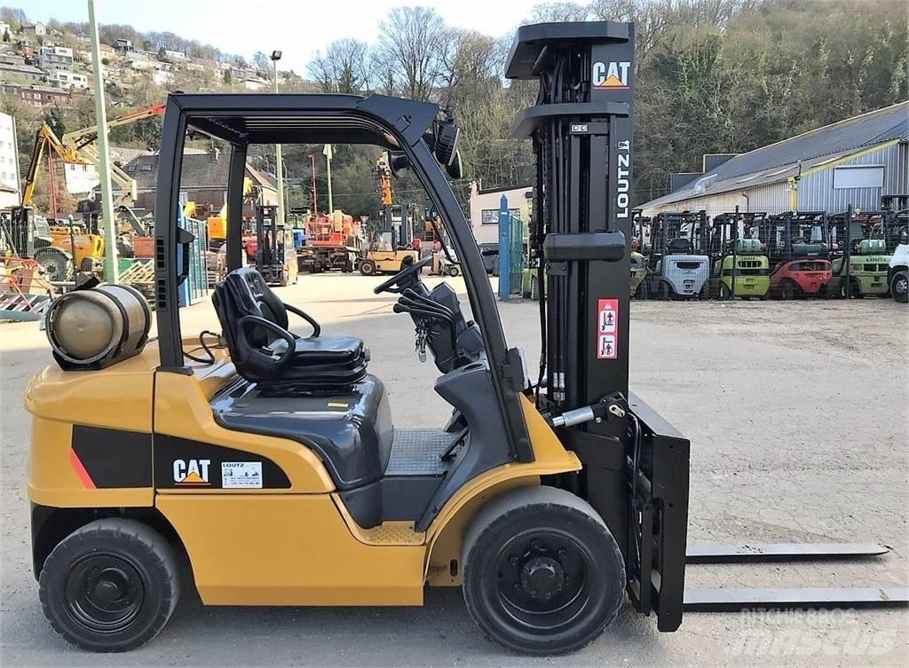 CAT GP30N شاحنات ذات رافعات شوكية - أخرى