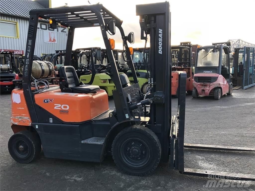 Doosan G20GX شاحنات ذات رافعات شوكية - أخرى