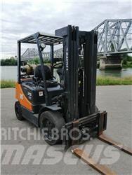 Doosan G25P-5 شاحنات ذات رافعات شوكية - أخرى