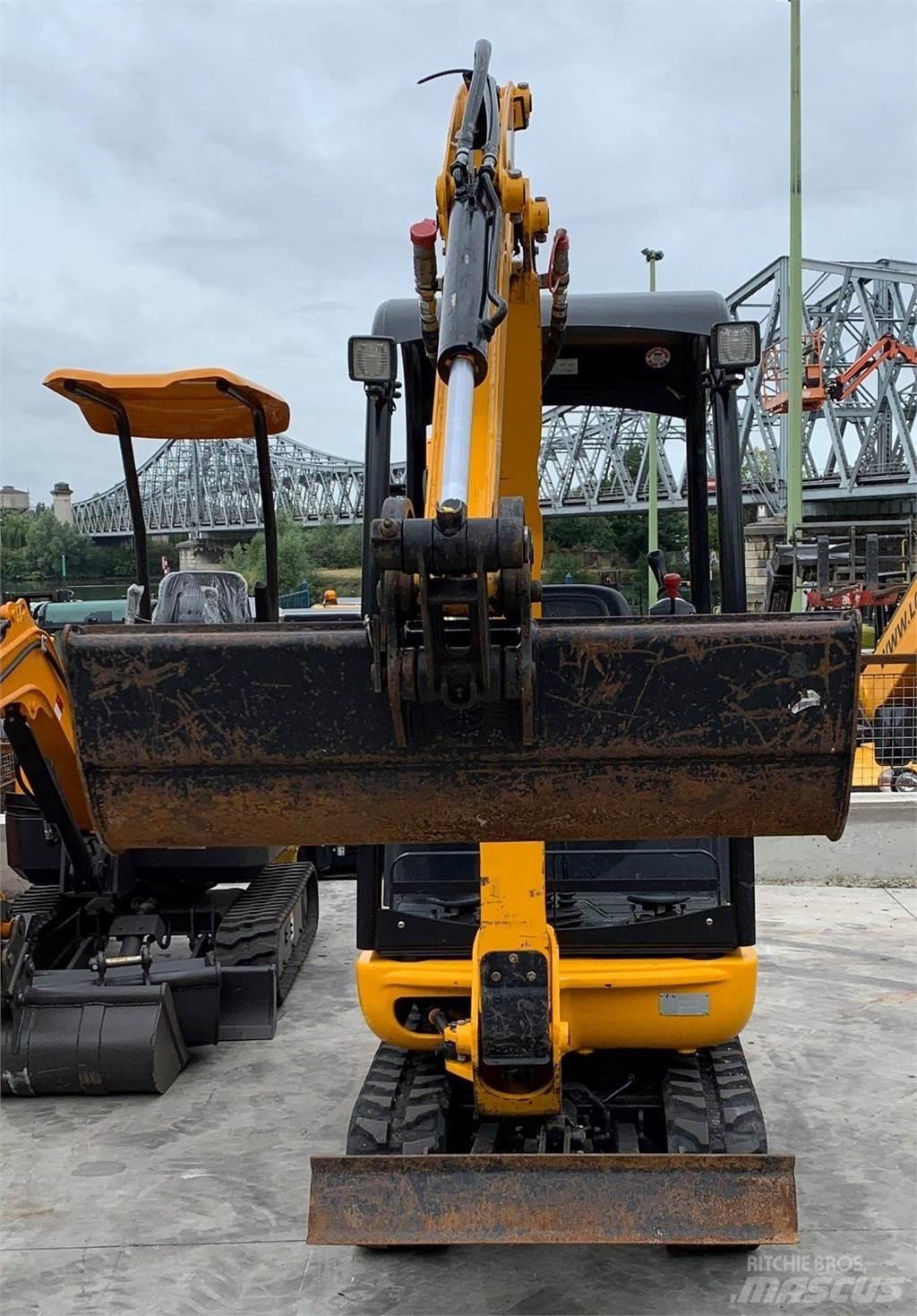 JCB 8014 حفارات صغيرة أقل من 7 طن (حفارات صغيرة)