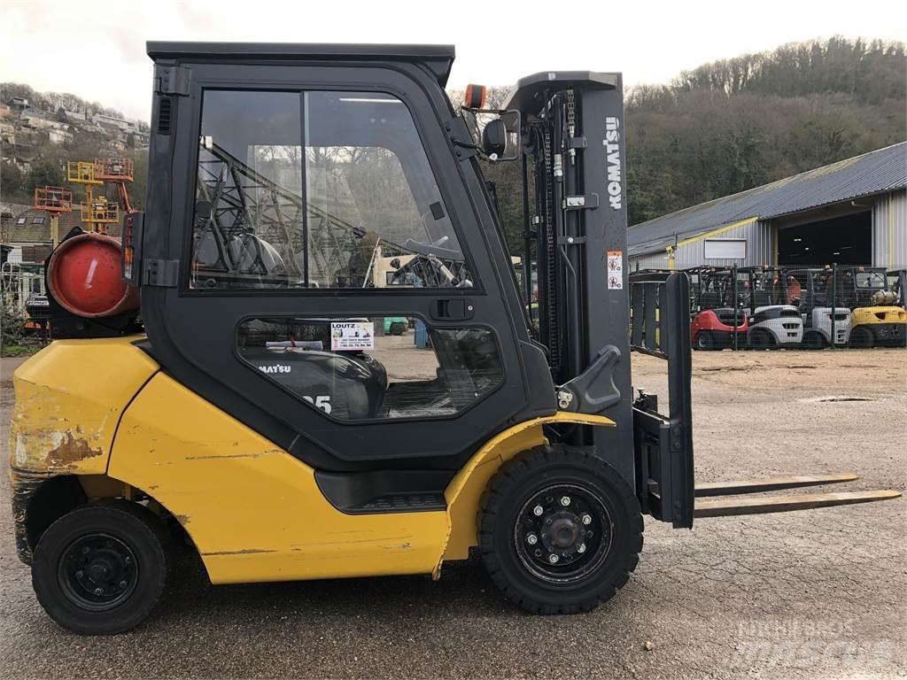 Komatsu FG25 شاحنات ذات رافعات شوكية - أخرى