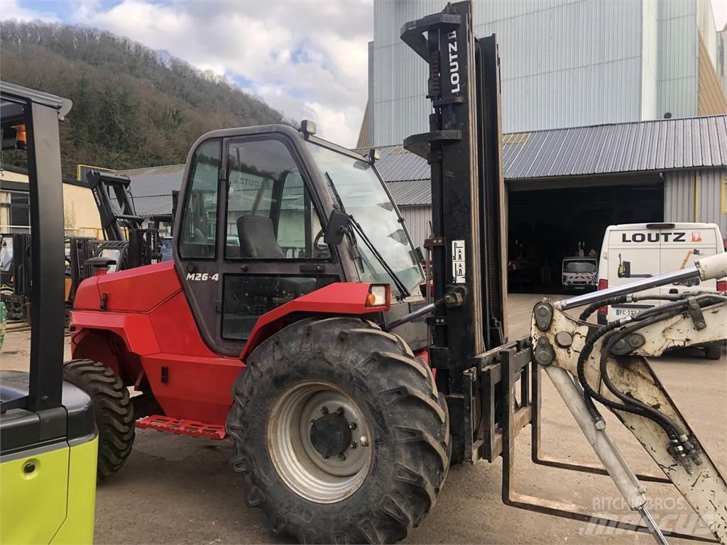 Manitou M26-4 شاحنات الطرق الوعرة