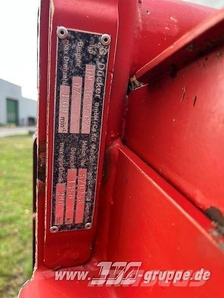 Dücker UM 30 أخرى