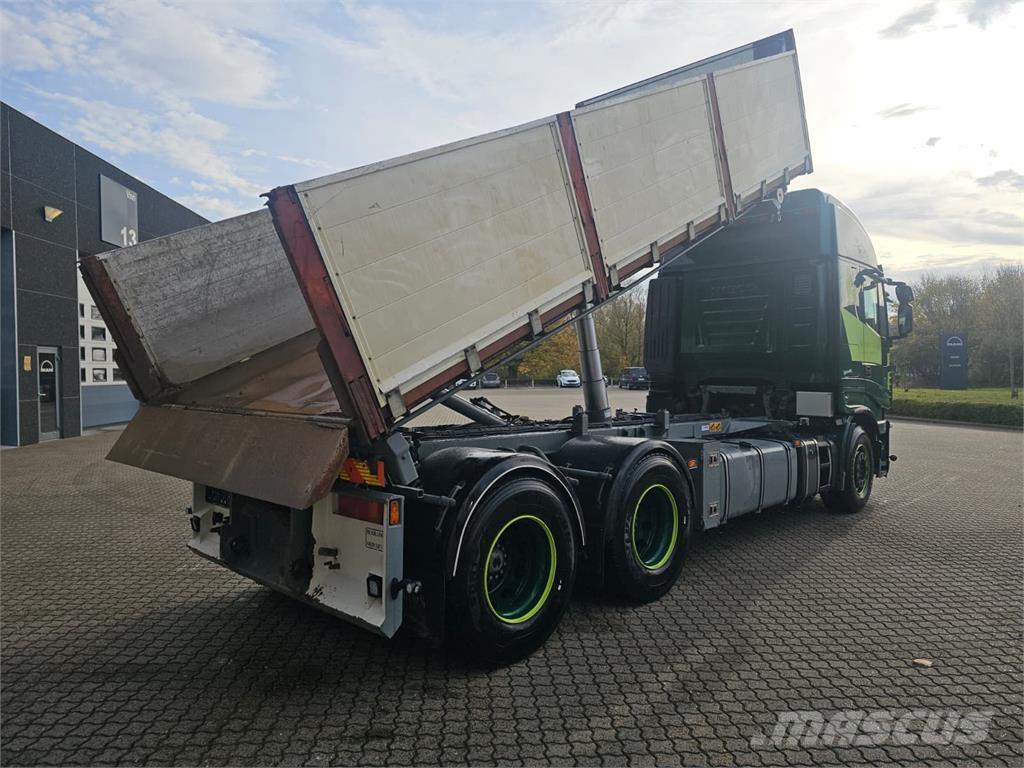 Iveco Stralis 560 6x4 شاحنات قابلة للفك