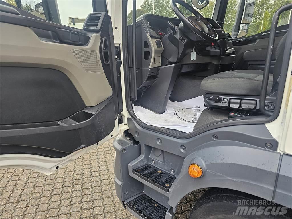 MAN TGL 12.250 شاحنات بغطاء جانبي