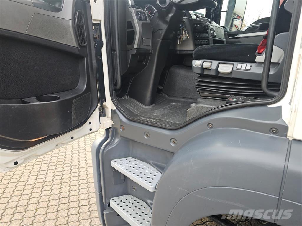 MAN TGS 26.500 6X2-4 شاحنات الحاويات