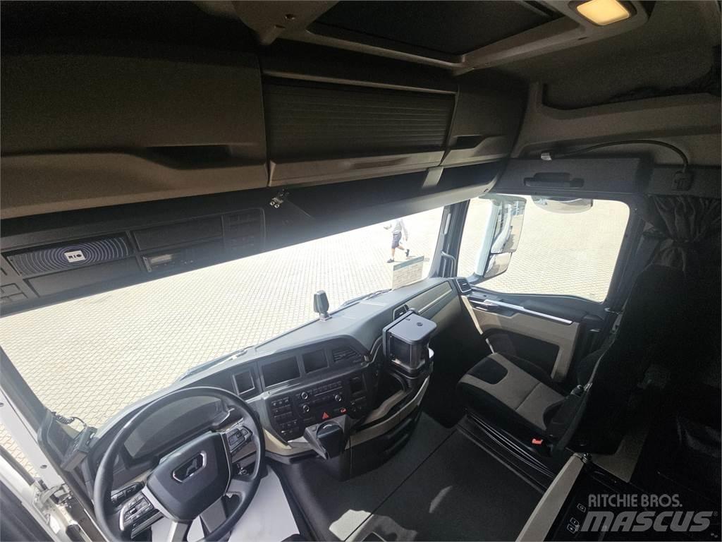 MAN TGX 26.510 6x2 وحدات الجر