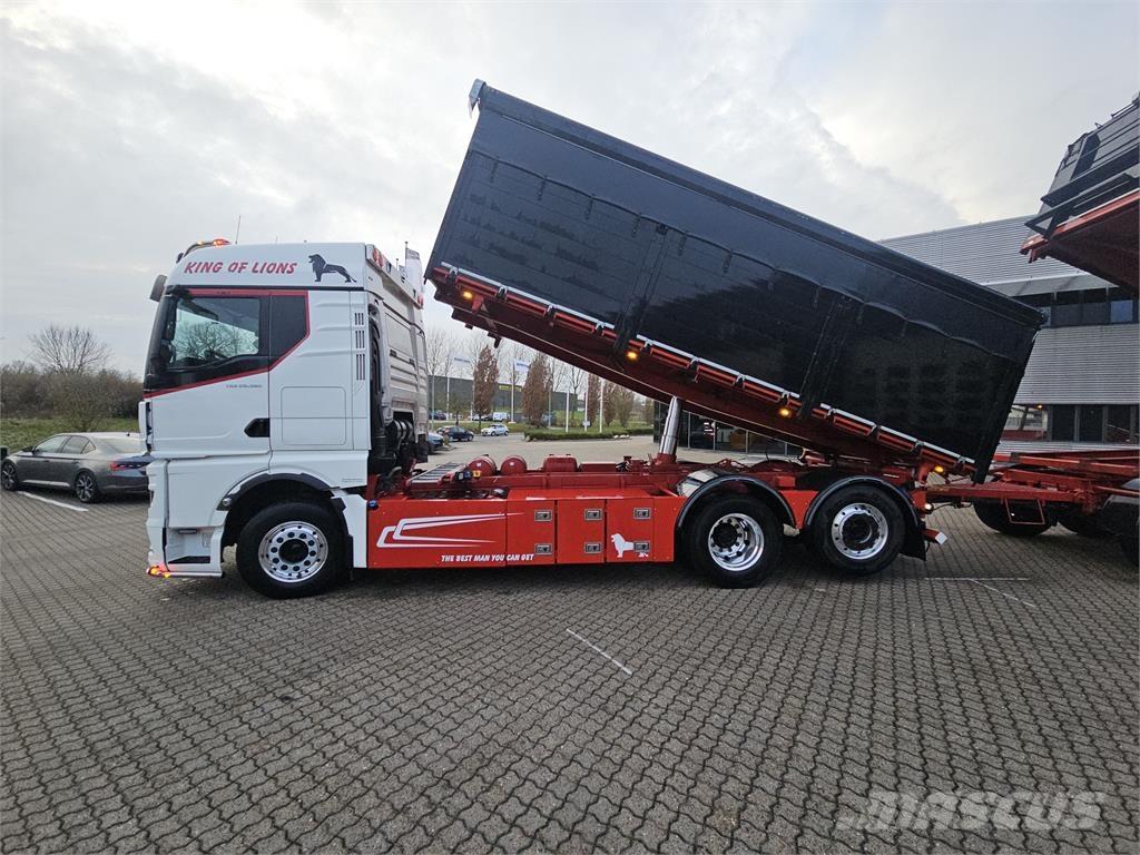 MAN TGX 26.580 6X2-4 شاحنات قلابة